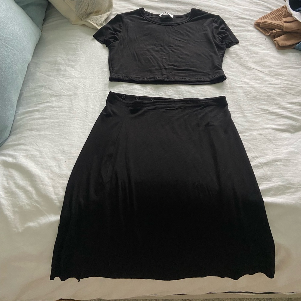 Bailey 44 - skirt and top set. Never worn but no tags. Size medium.
